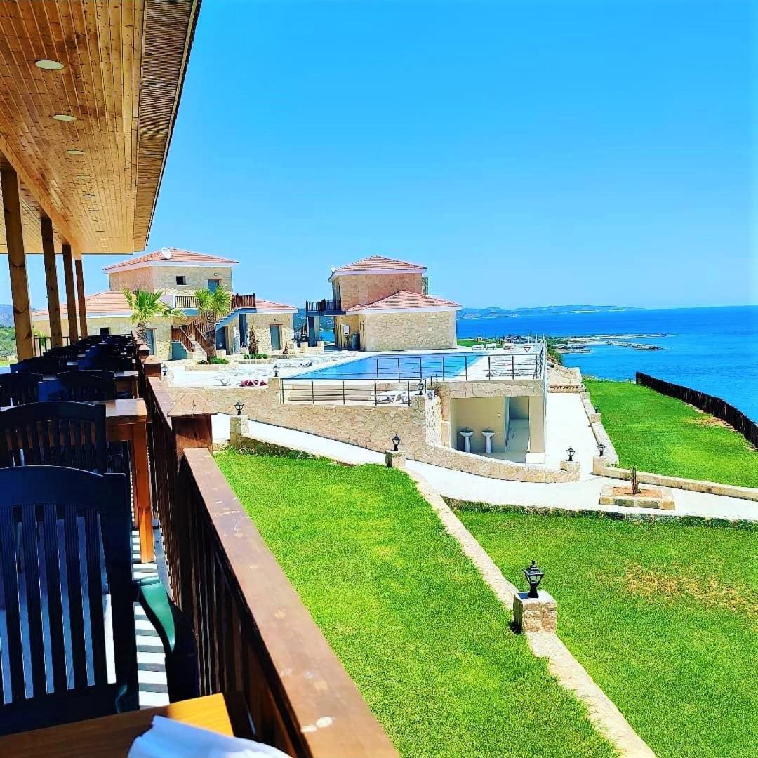 Tekos Golden Hill Hotel & Restaurant At Karpaz Agios Sergios エクステリア 写真